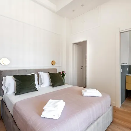 White Flat 60 -san Lorenzo- شقة