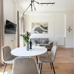 דירה White Flat 60 -san Lorenzo- רומא